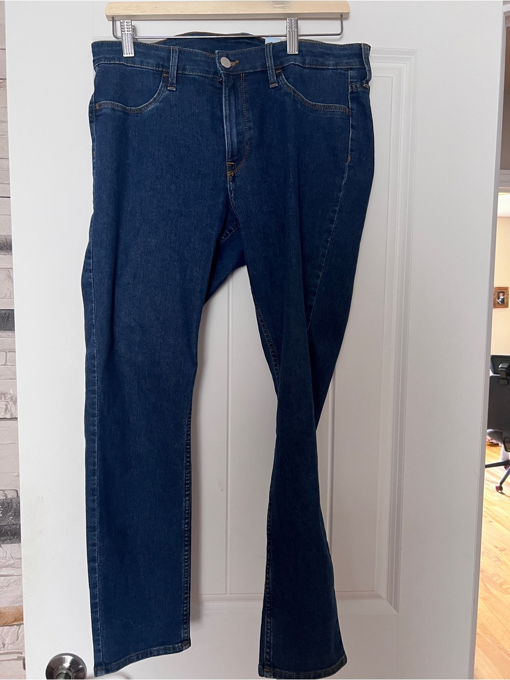 Dark Blue Straight-Leg Jeans
